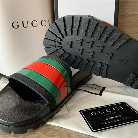 chanclsa gucci